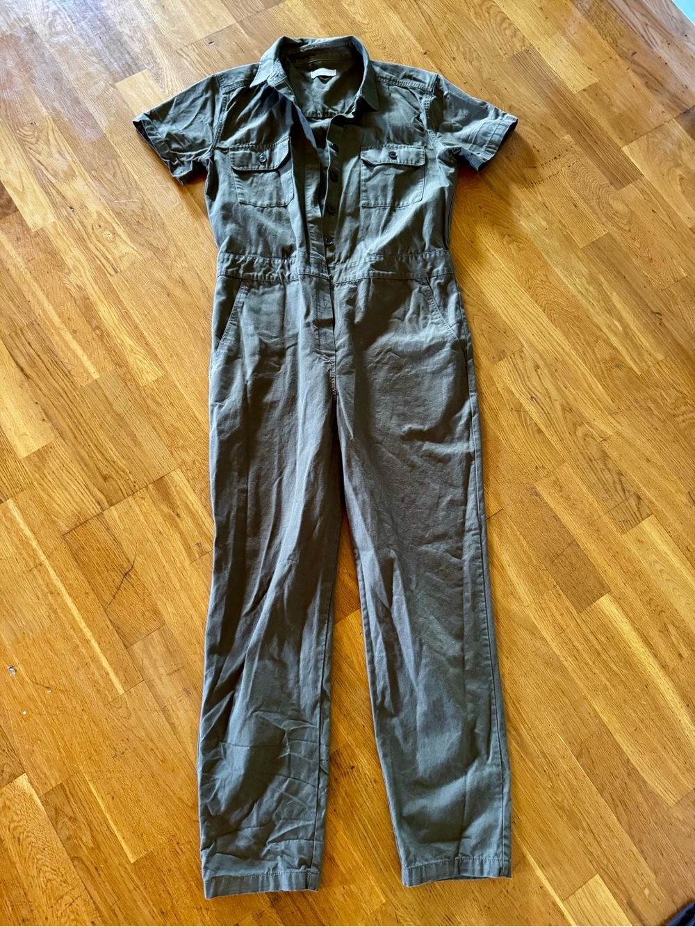 Women’s Outerknown S.E.A. Suit size small olive/khaki color